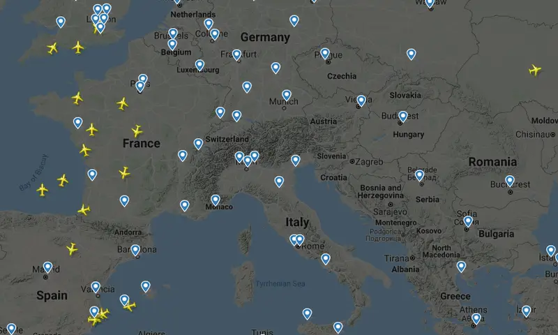 Trafic d'avions au départ et à destination de l'aéroport d'Alicante