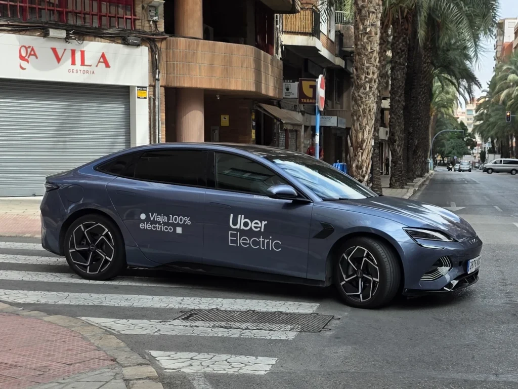 ¿Hay Uber en Alicante? Sí, además de Bolt, Cabify y taxis (2026)