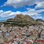 Von wo aus man in Alicante arbeiten kann: Coworking, Cafés und Bibliotheken