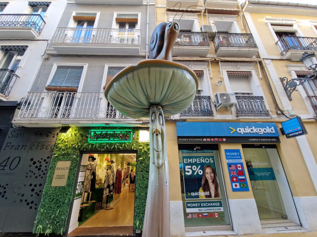 Happy Mushroom in Alicante Mushoorm Street